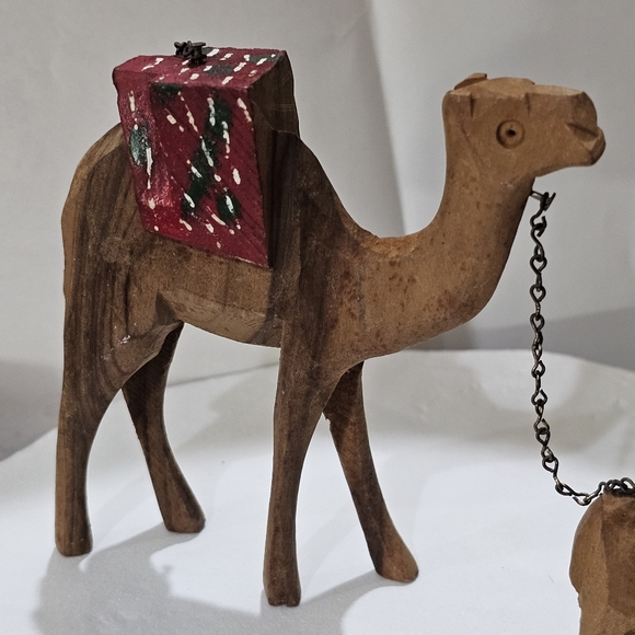 3 Camel Train Hand Carved Wood plus 1 Donkey with Rider 4 Pieces 👀 - Picture 3 of 12